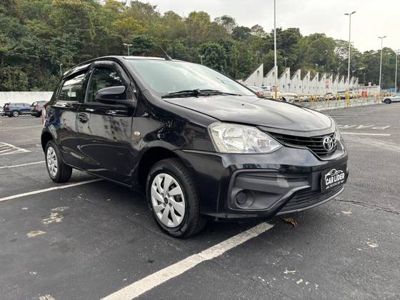 TOYOTA ETIOS 1.3 X 16V FLEX 4P MANUAL TOYOTA ETIOS 1.3 X 16V FLEX 4P MANUAL